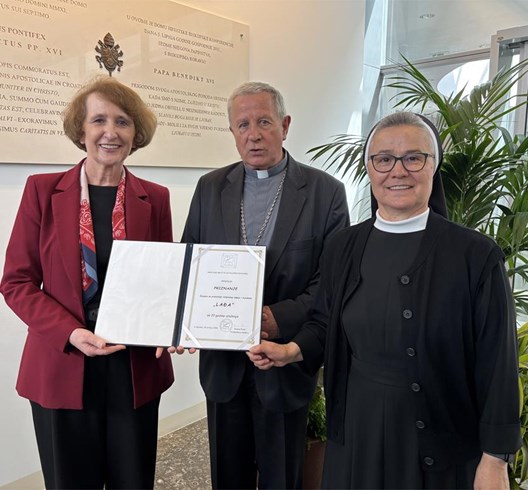 Priznanje časopisu "Lađa" povodom 20. obljetnice izlaženja